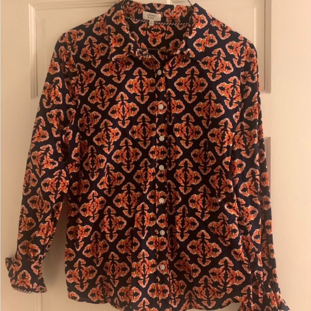 Crown and Ivy Womens Top
